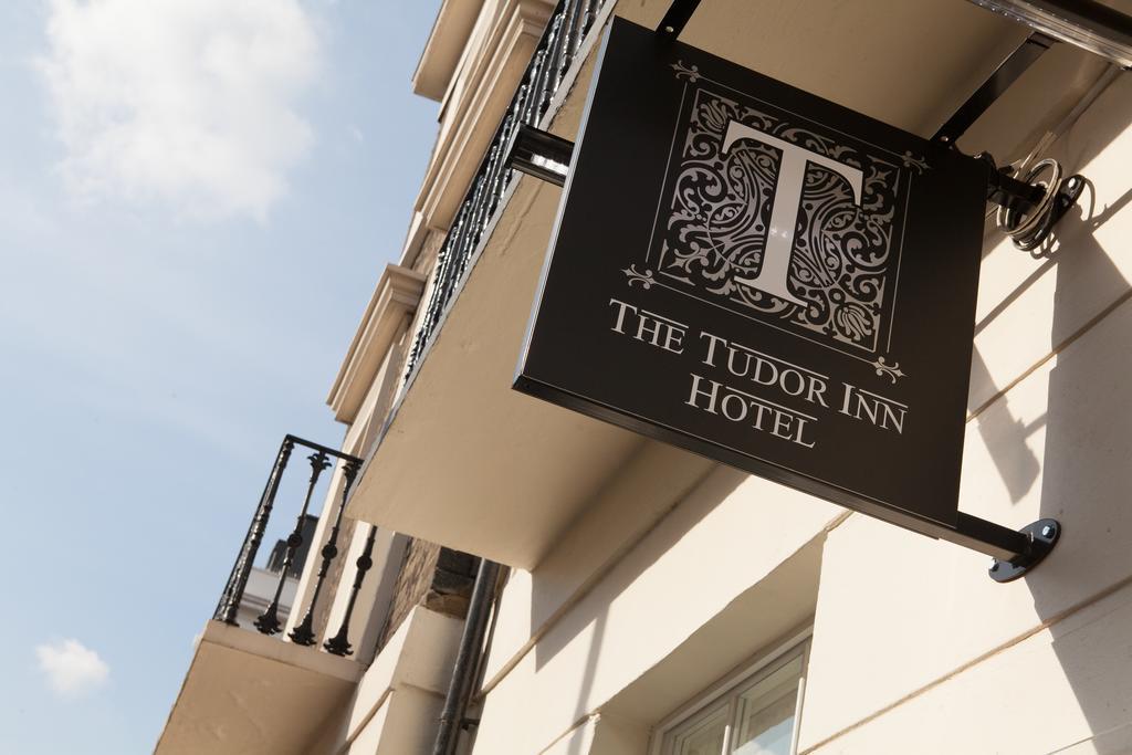 The Tudor Inn Hotel Лондон Екстер'єр фото