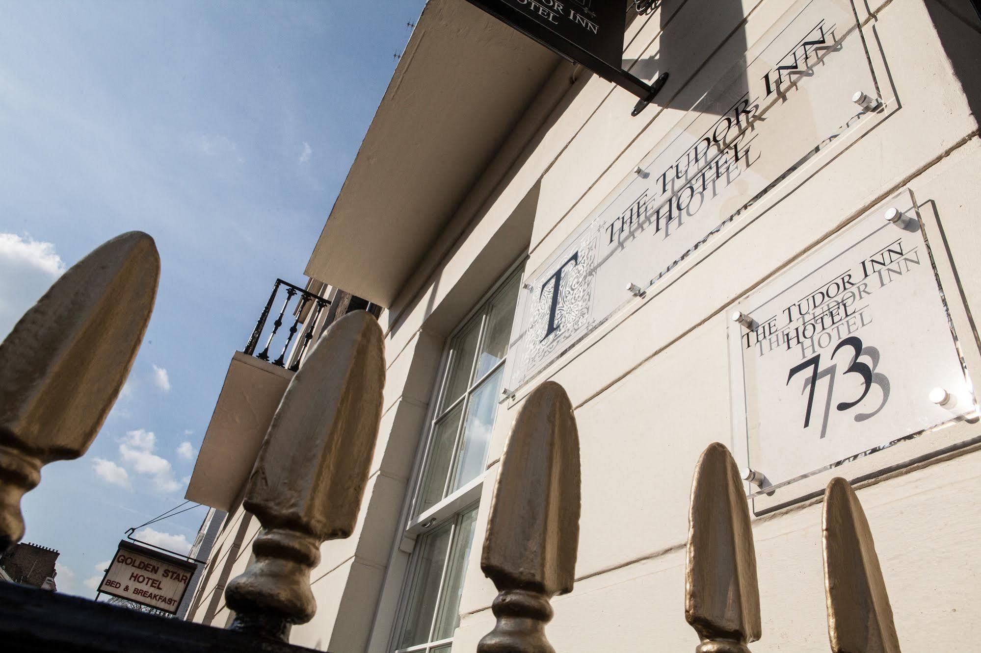 The Tudor Inn Hotel Лондон Екстер'єр фото